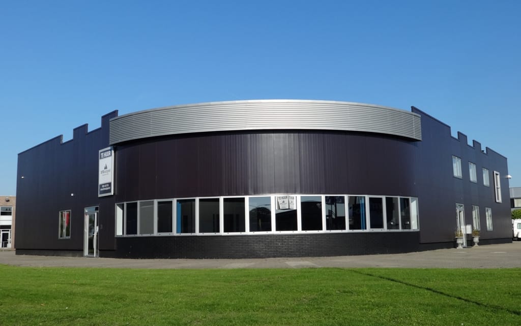 Bekijk foto 2 van Newtonweg 21