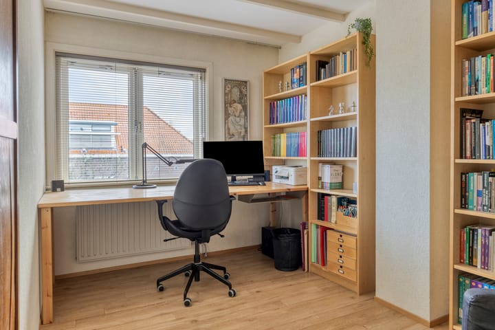 Foto 28 van Asterstraat 7