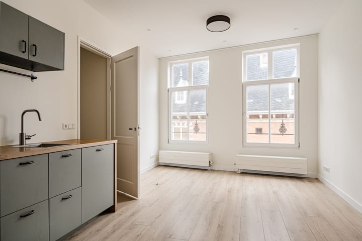 Photo 2 of Zijlstraat 91-B