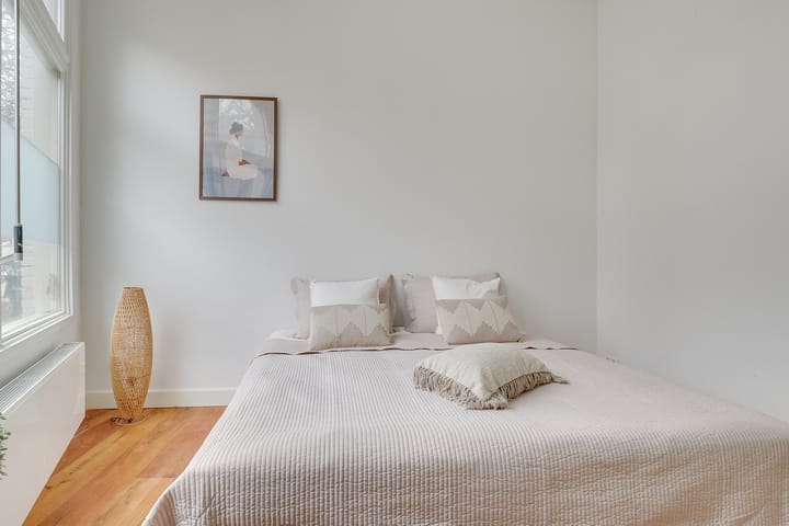 Photo 12 of Johannes Camphuysstraat 47