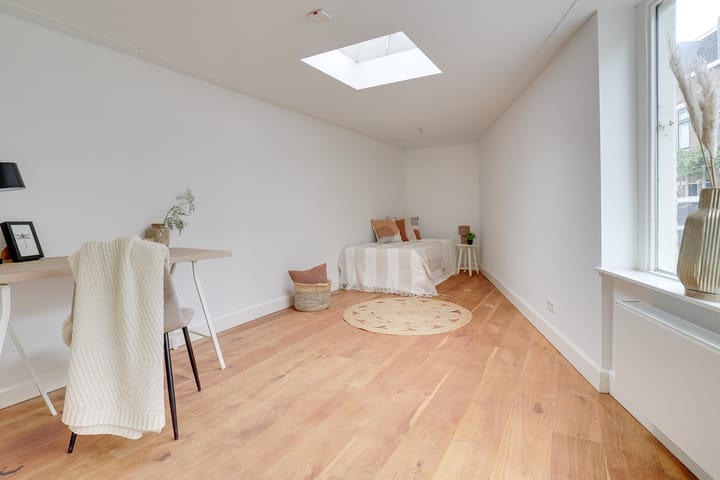 Photo 16 of Johannes Camphuysstraat 47