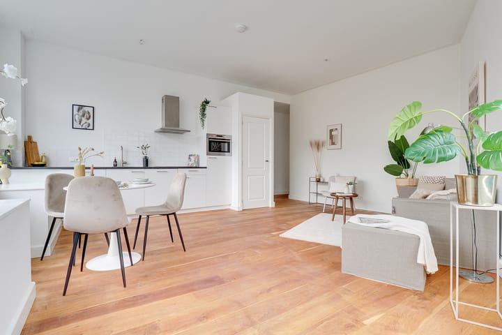 Photo 22 of Johannes Camphuysstraat 47