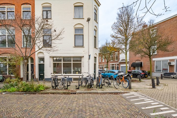 Photo 27 of Johannes Camphuysstraat 47