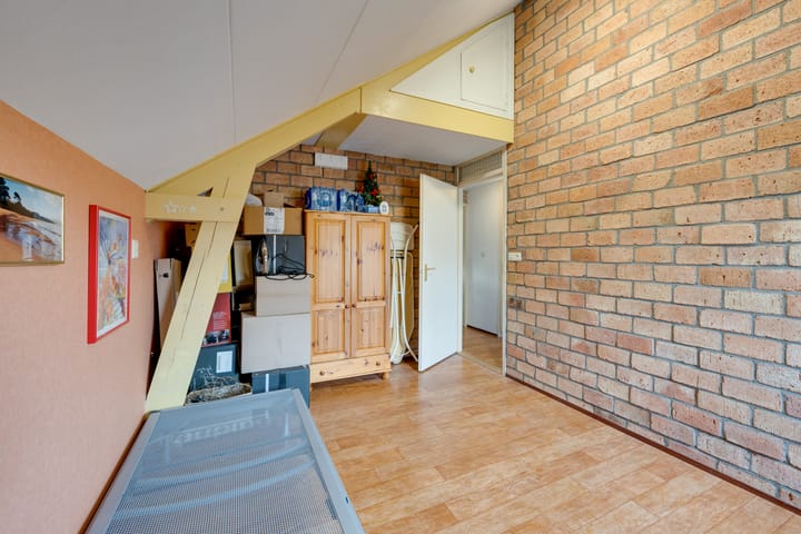 Photo 45 of van Goghstraat 17