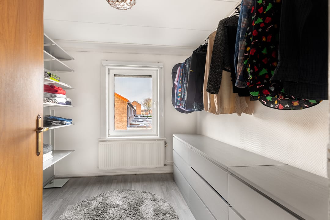 Photo 17 of Kuenenplein 14