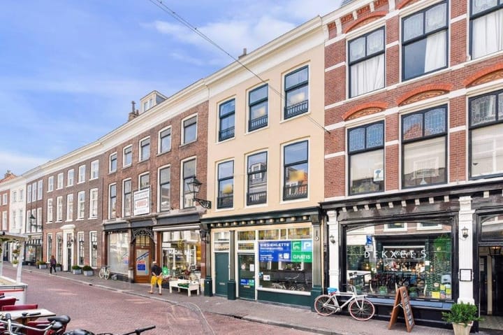 Photo 21 of Denneweg 128-A