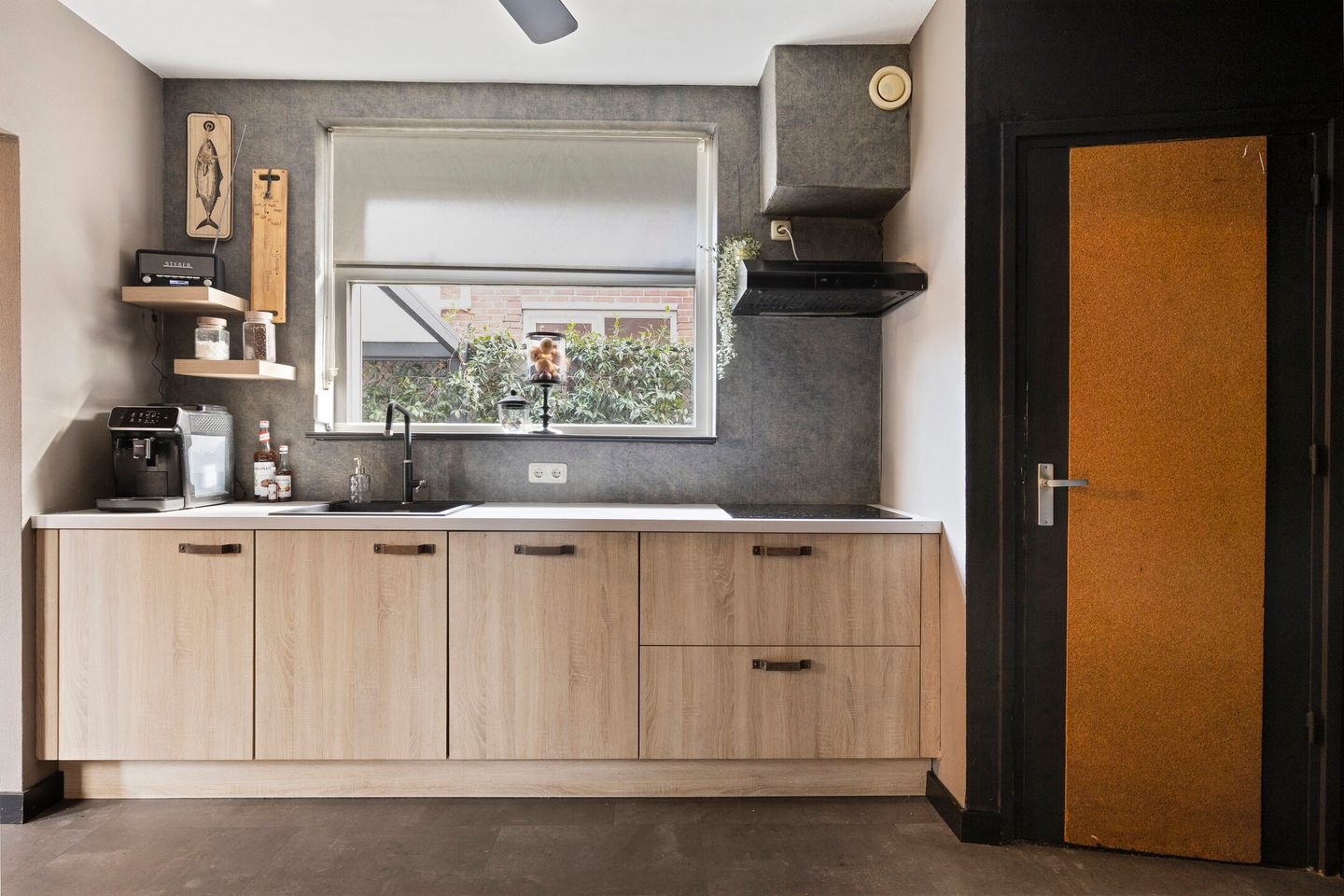 Photo 14 of Karel Doormanstraat 14