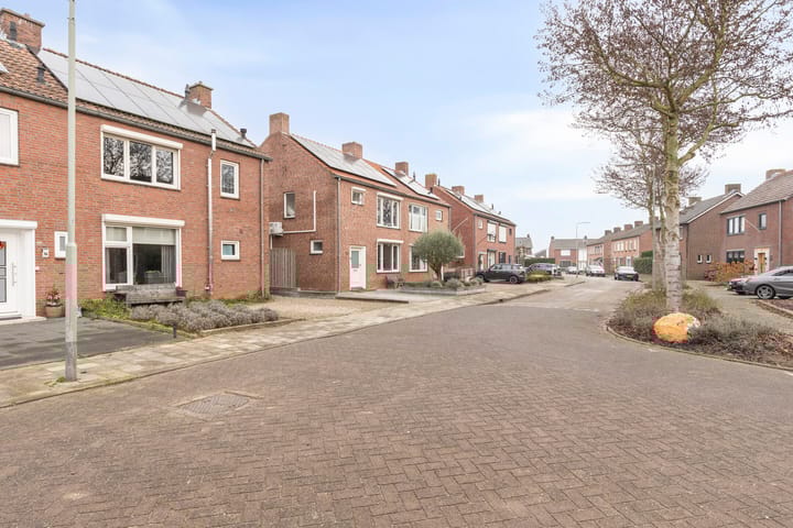 Foto 44 van Karel Doormanstraat 14