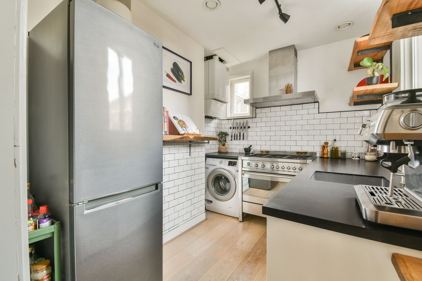 Foto 14 van Van Houweningenstraat 64-2