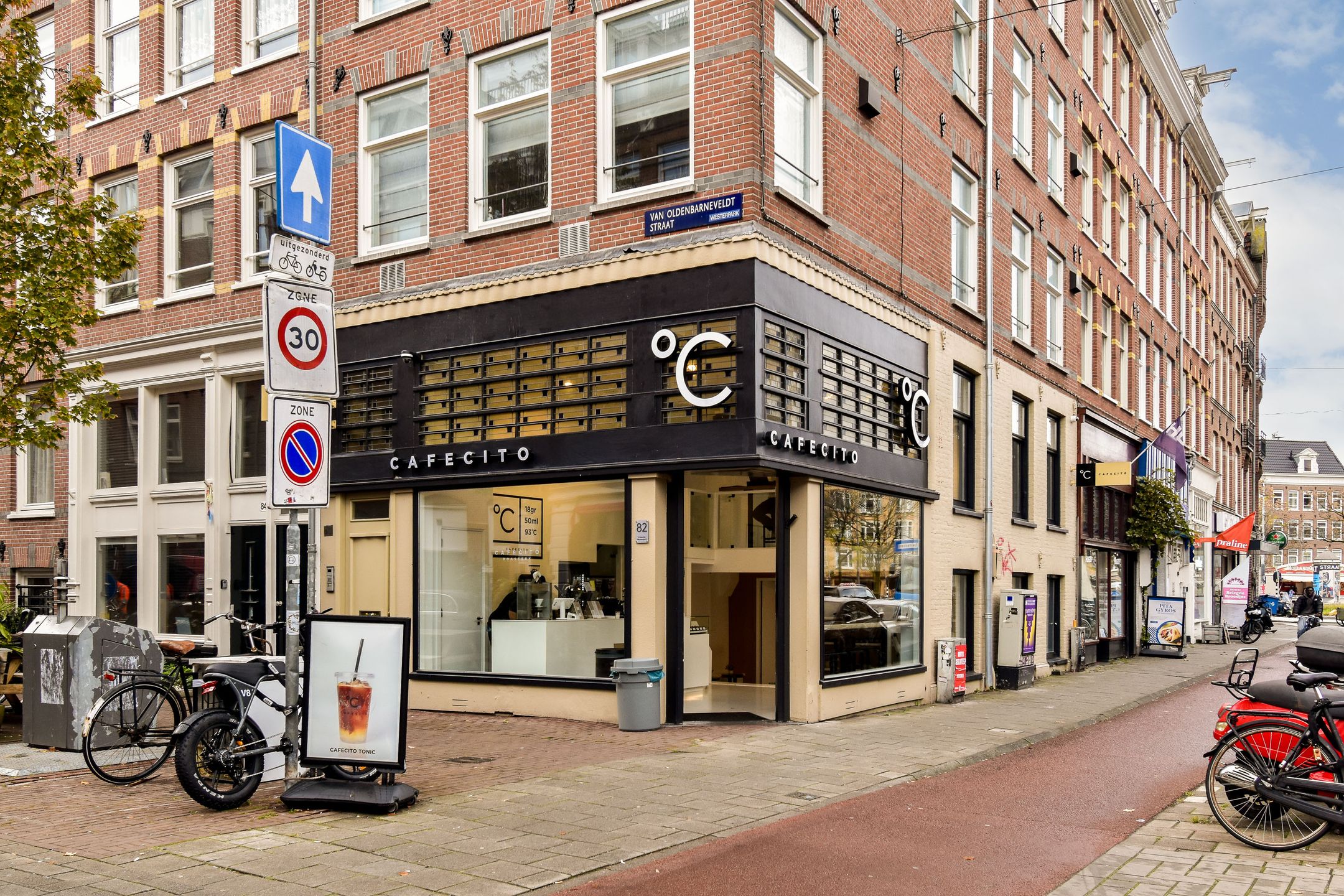 Foto 24 van Van Houweningenstraat 64-2