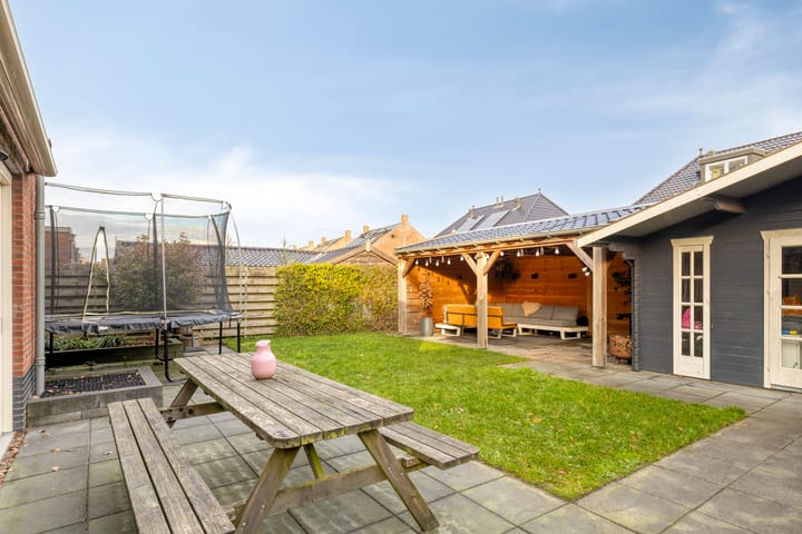 Foto 32 van Linde 34