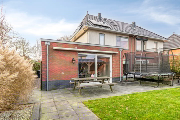 Foto 33 van Linde 34