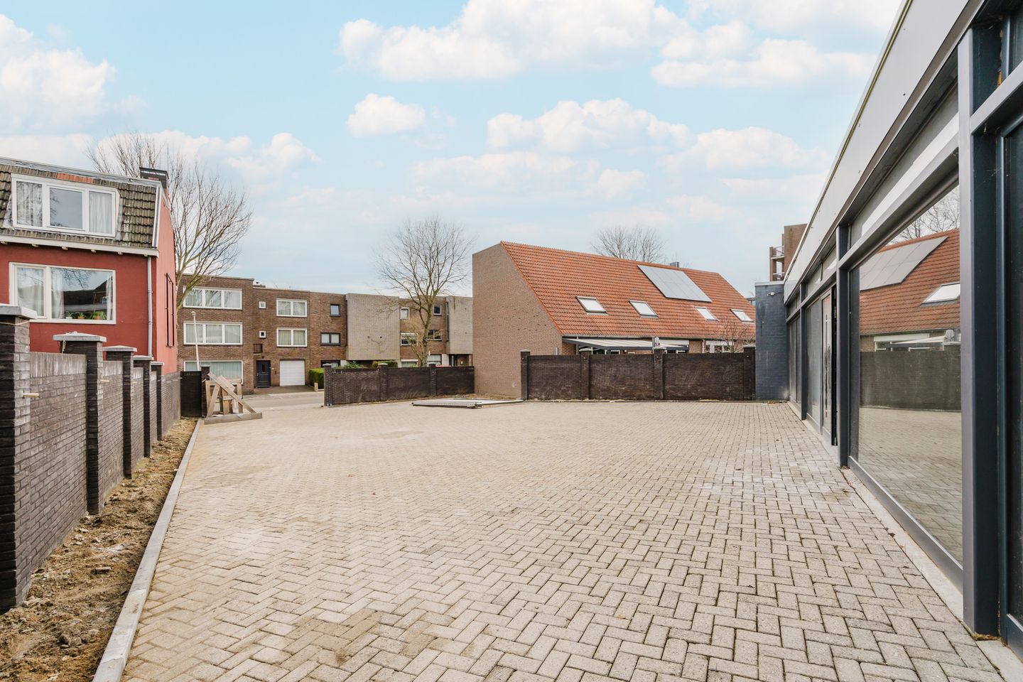 View photo 2 of Grasbroekerweg 9