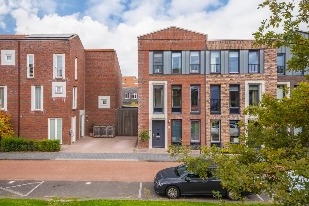 Photo 37 of Burgerwaard 63