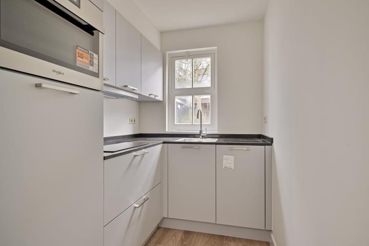 Foto 9 van Essenstraat 24-S