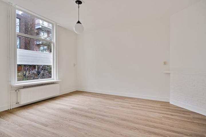 Foto 13 van Essenstraat 24-S