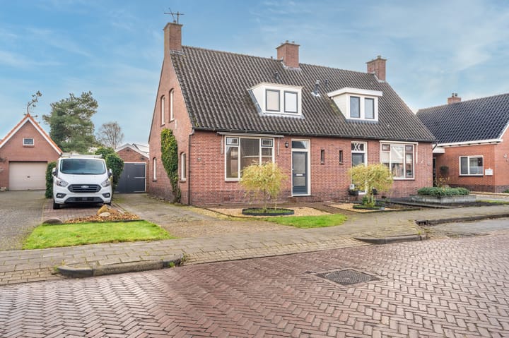 Foto 9 van Oosterstraat 49