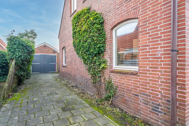 Foto 11 van Oosterstraat 49