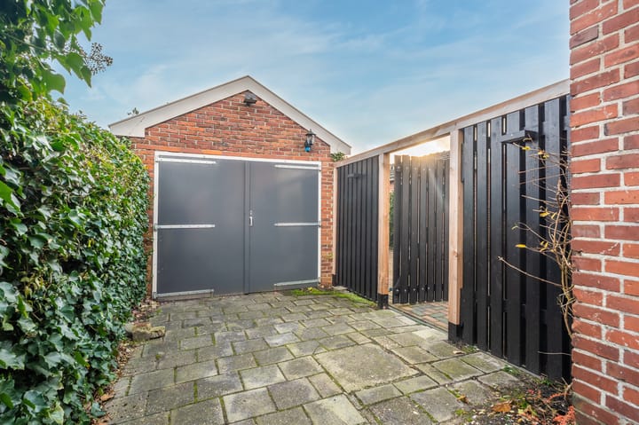 Foto 12 van Oosterstraat 49