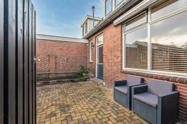 Foto 14 van Oosterstraat 49