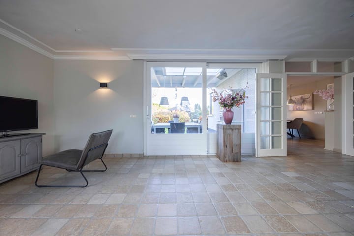 Foto 11 van Jeneverbes 4