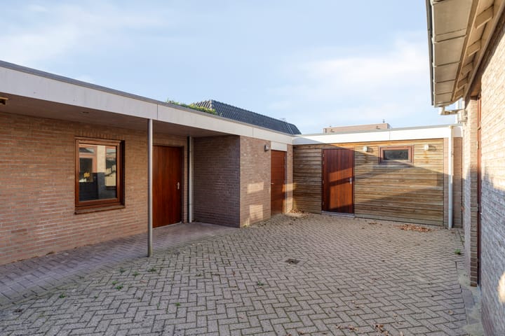 Photo 36 of Jonker Speelmanstraat 14