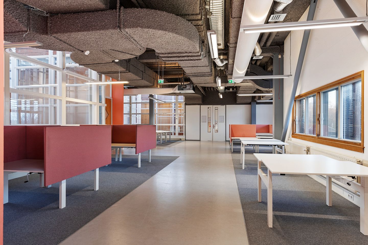 Bekijk foto 2 van Kennemerplein 6