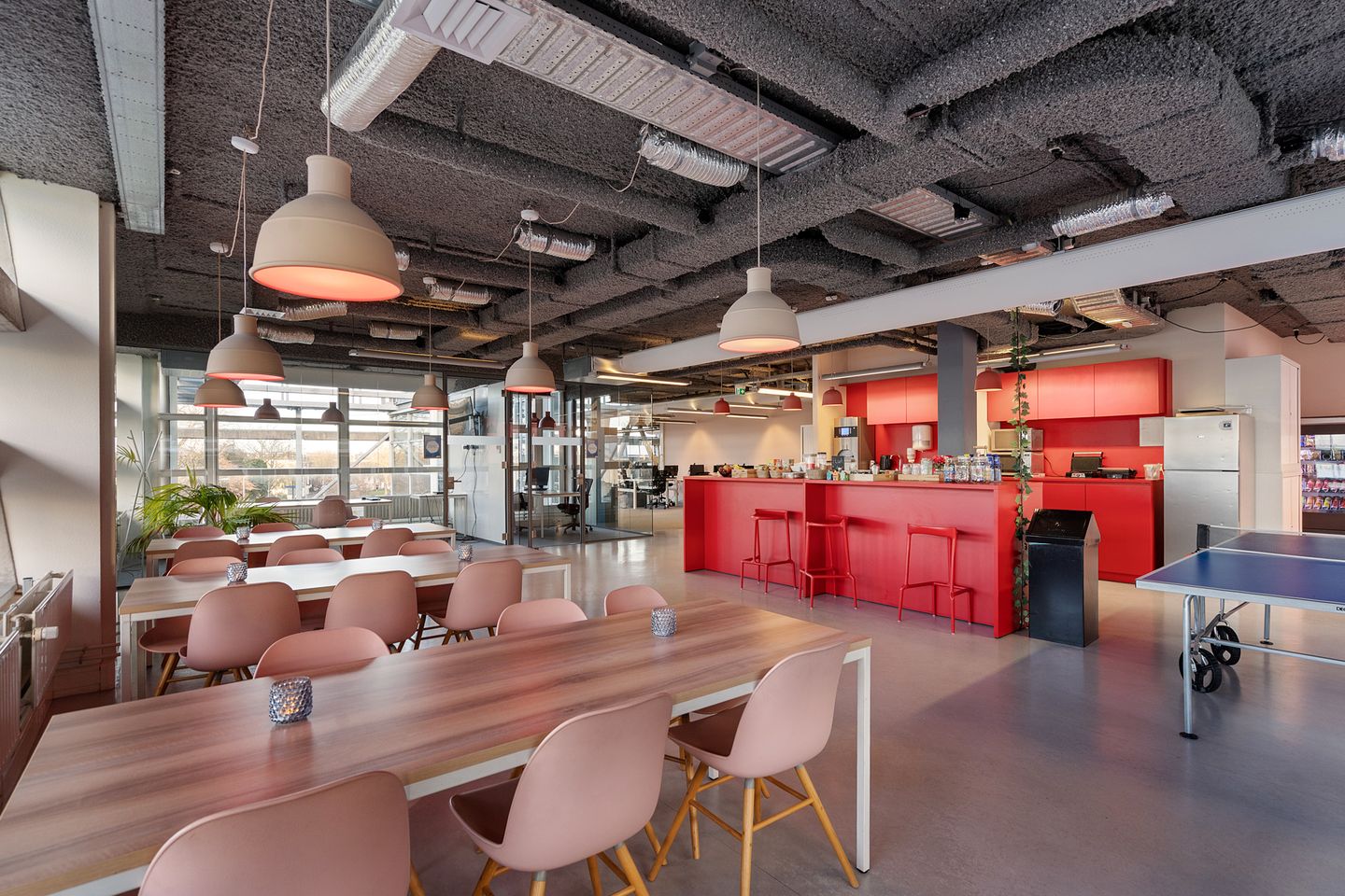 Bekijk foto 5 van Kennemerplein 6