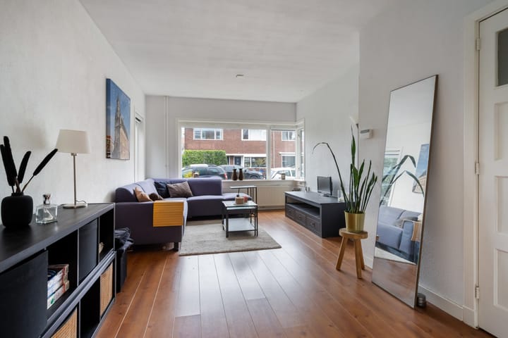 Photo 4 of J.P. Heyestraat 9