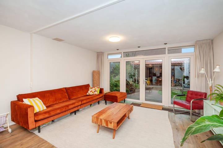 Foto 4 van Anna van Raesfeltstraat 15