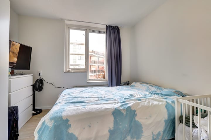 Photo 14 of Van Dishoeckstraat 172