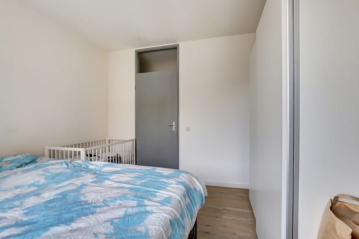 Photo 15 of Van Dishoeckstraat 172