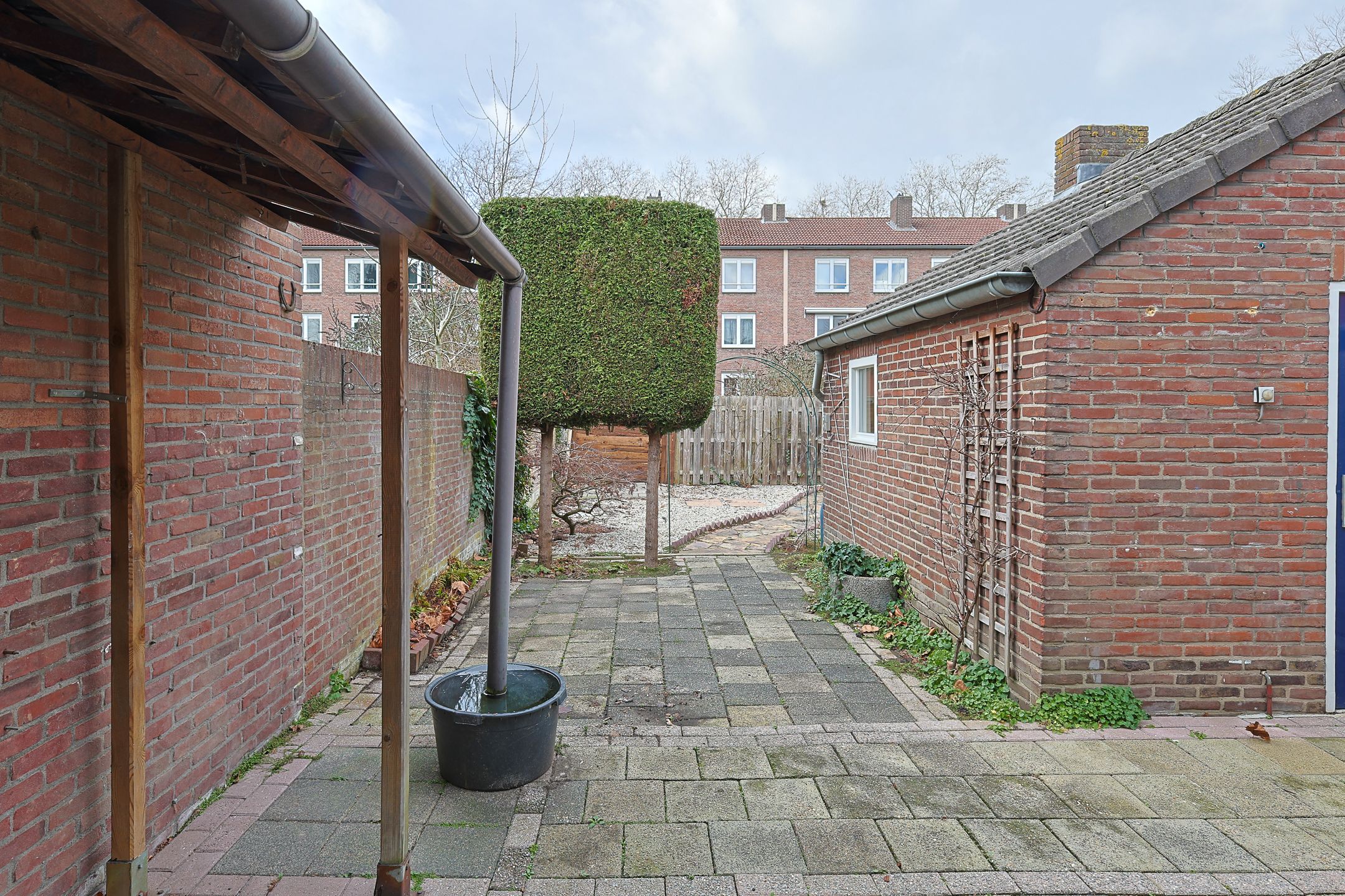 Foto 24 van Stationstraat 12