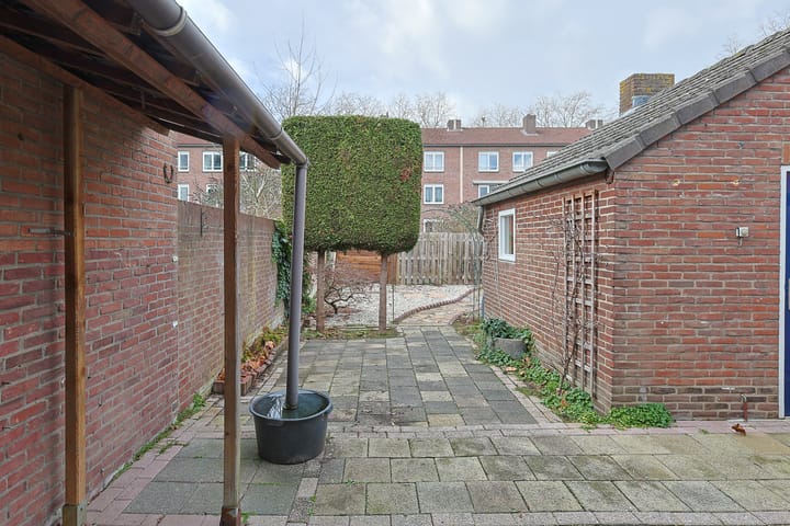 Photo 24 of Stationstraat 12