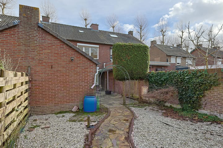 Photo 28 of Stationstraat 12