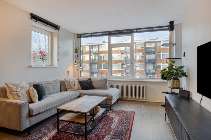 Foto 2 van Volkerakstraat 18