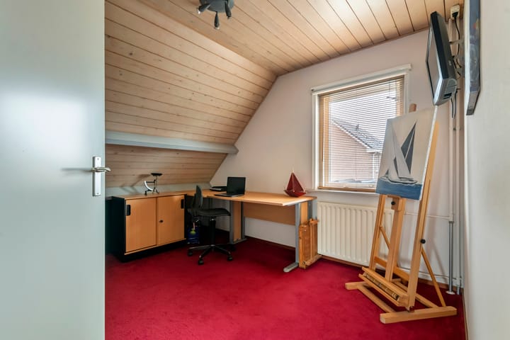 Photo 25 of Morelstraat 3