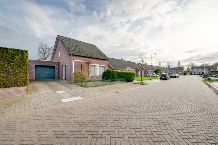 Photo 3 of Boomgaardstraat 1-A