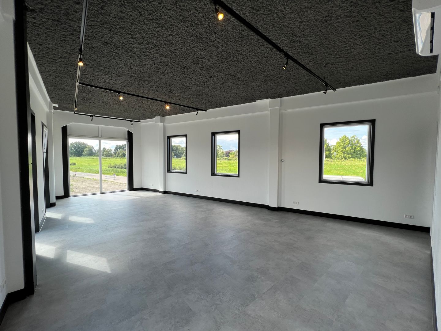 View photo 4 of Zuid-Afrikaweg 1-A