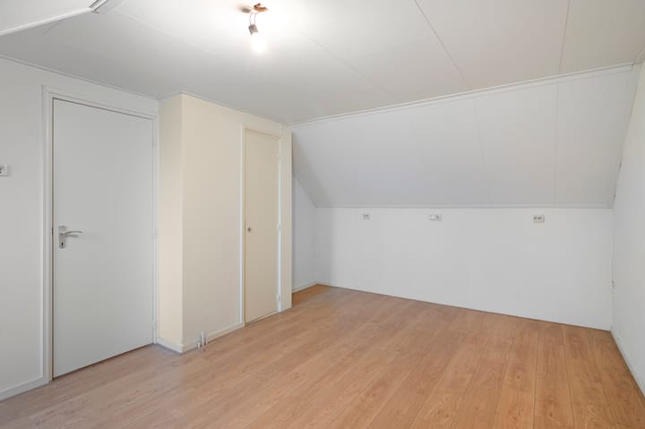 Foto 37 van Jozef Hoensstraat 10