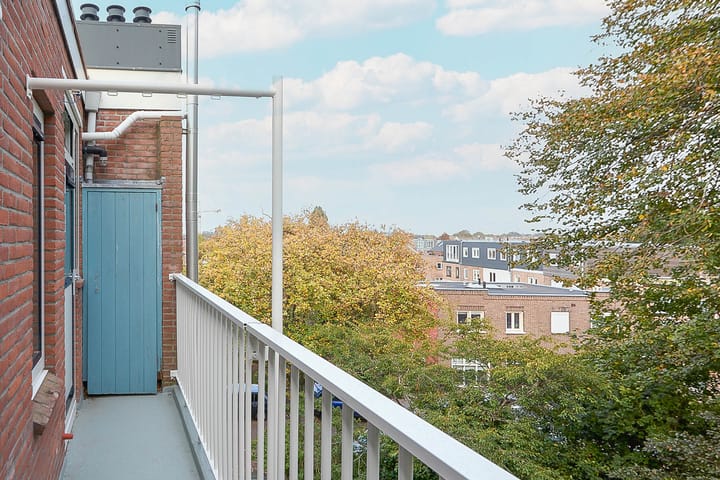 Foto 21 van Einsteinstraat 16-II