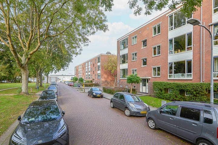 Foto 26 van Einsteinstraat 16-II