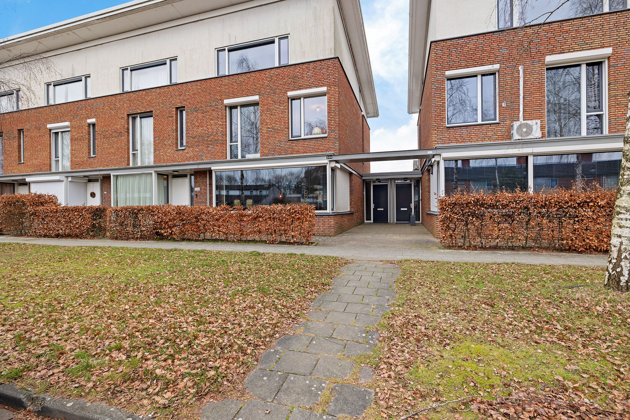 Buying a house in The Netherlands., Warmeerweg 244