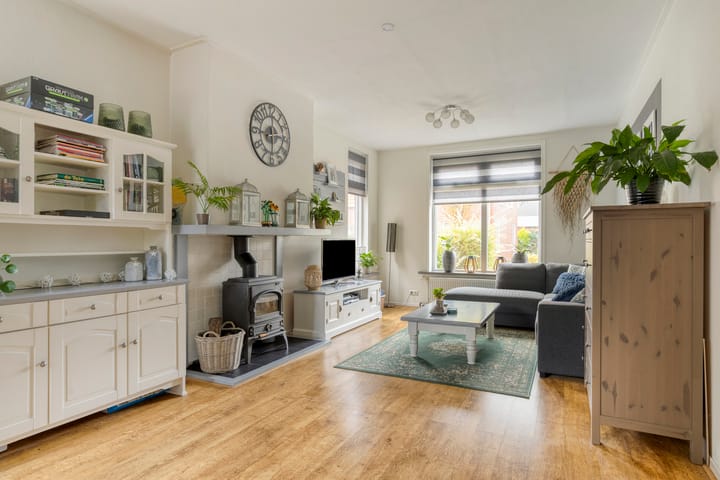 Foto 9 van Molenstraat 180