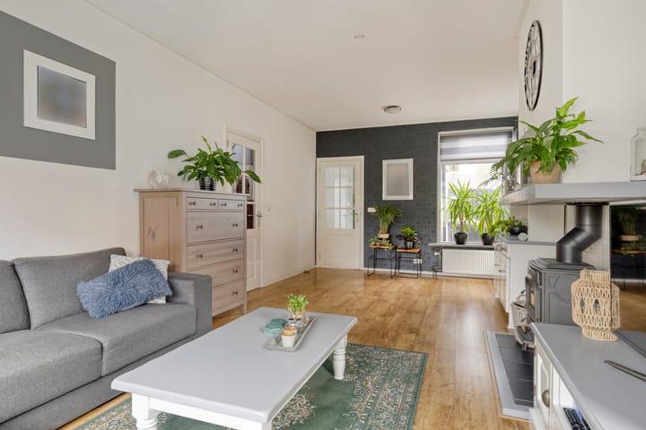 Foto 12 van Molenstraat 180