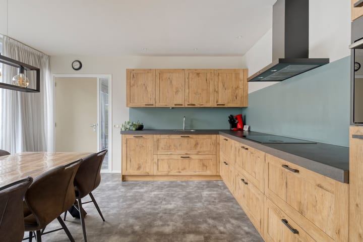 Foto 17 van Molenstraat 180