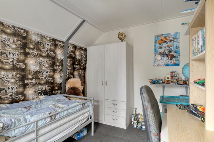 Foto 28 van Molenstraat 180