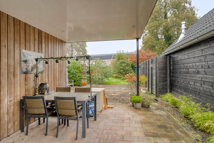 Foto 35 van Molenstraat 180