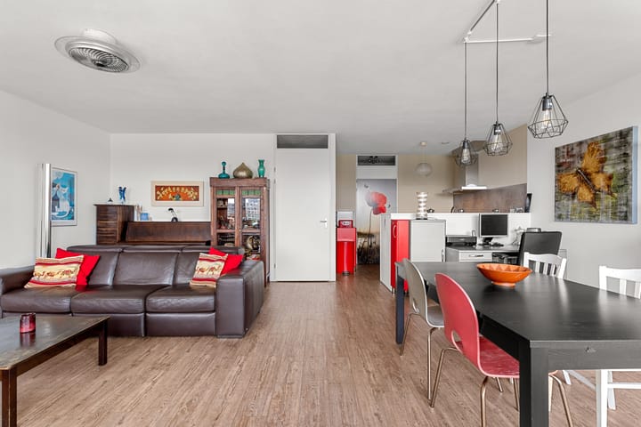 Willem Augustinstraat 220