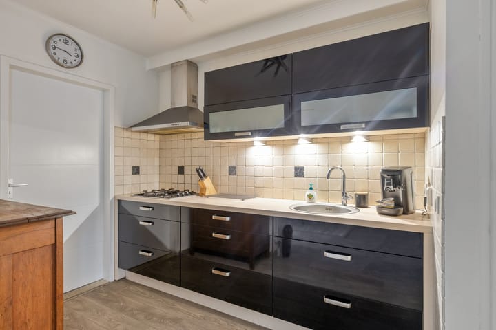 Photo 10 of Middelgraaf 94